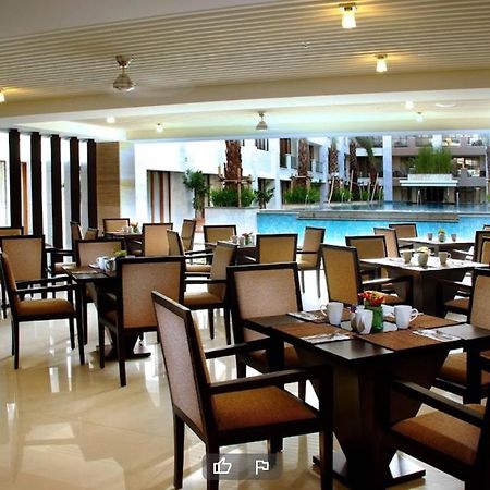 Stylish 2 Bedroom Penthouse Apt, Newly Refreshed, 50 Mbps, Pool, Gym, Resto Kuta  Exterior photo