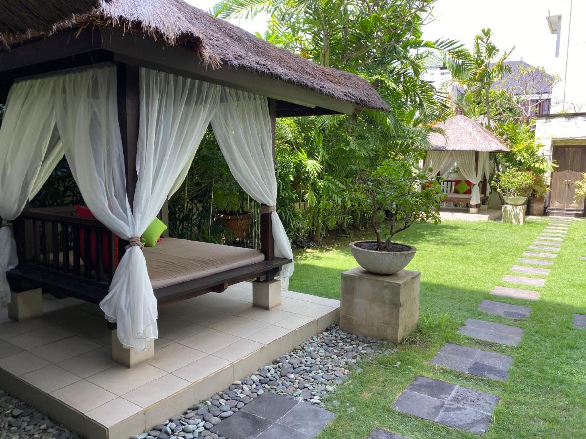 Stylish 2 Bedroom Penthouse Apt, Newly Refreshed, 50 Mbps, Pool, Gym, Resto Kuta  Exterior photo
