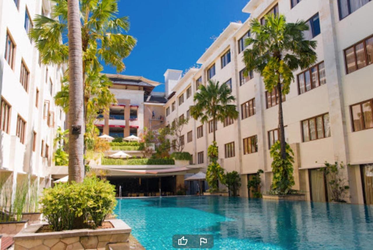 Stylish 2 Bedroom Penthouse Apt, Newly Refreshed, 50 Mbps, Pool, Gym, Resto Kuta  Exterior photo